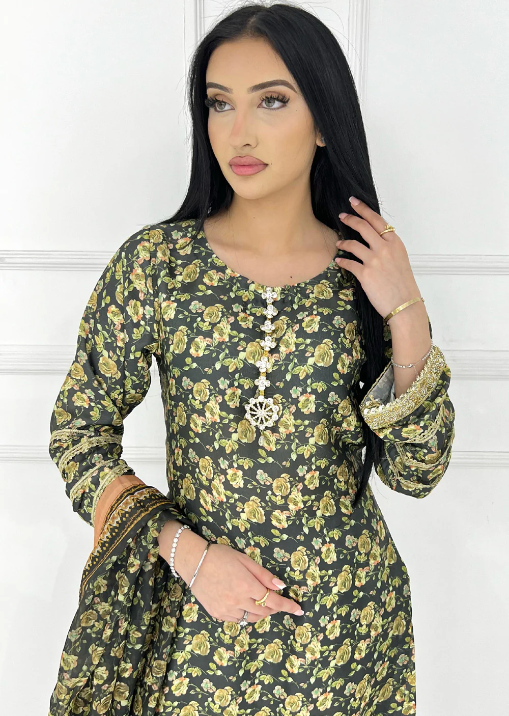 SMRPT-02 - Green - Winter Silk Suit 2025 - Image 4