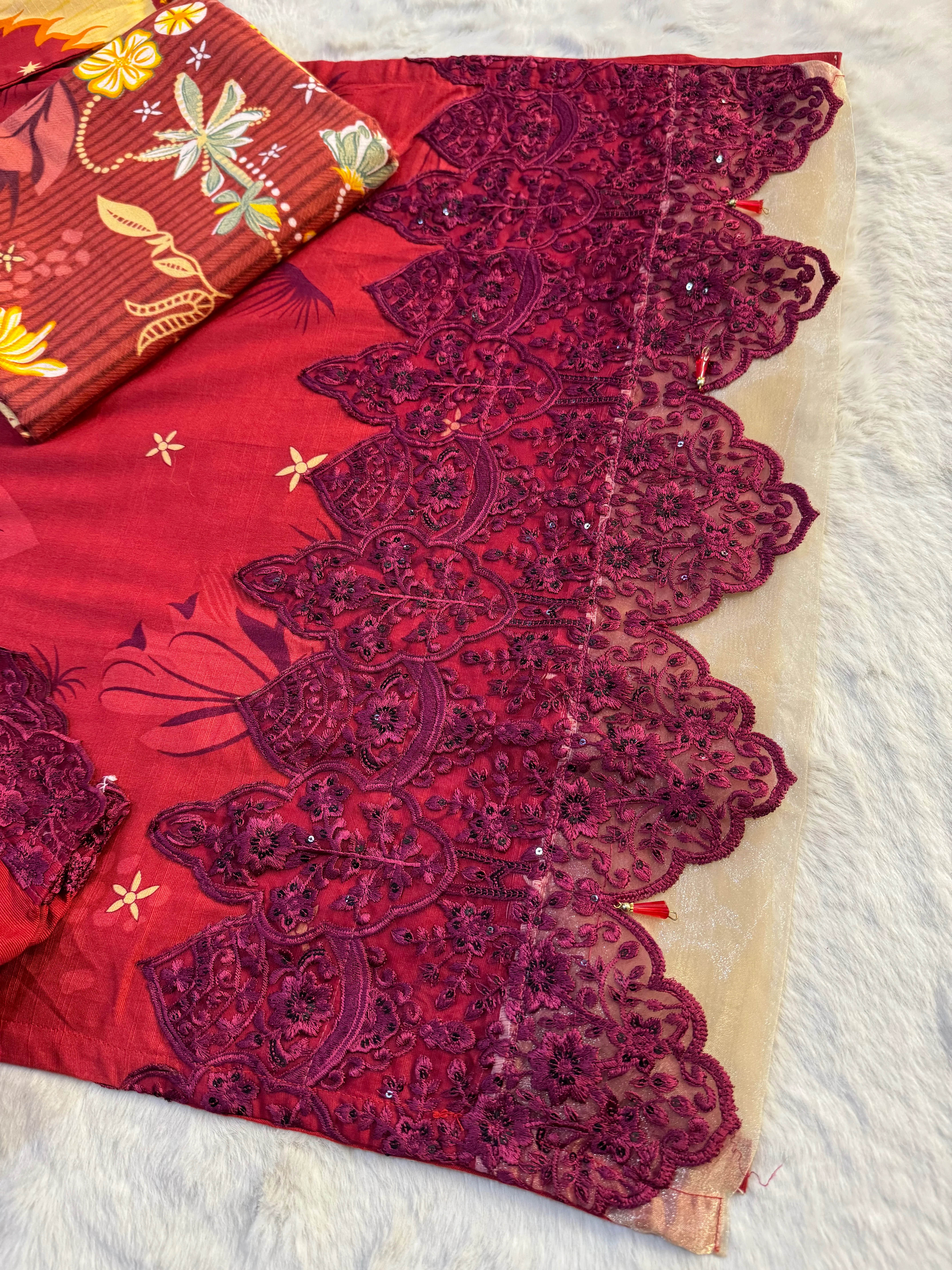 SN28 - Readymade - 3 Piece Dhanak Winter Outfit - Image 3
