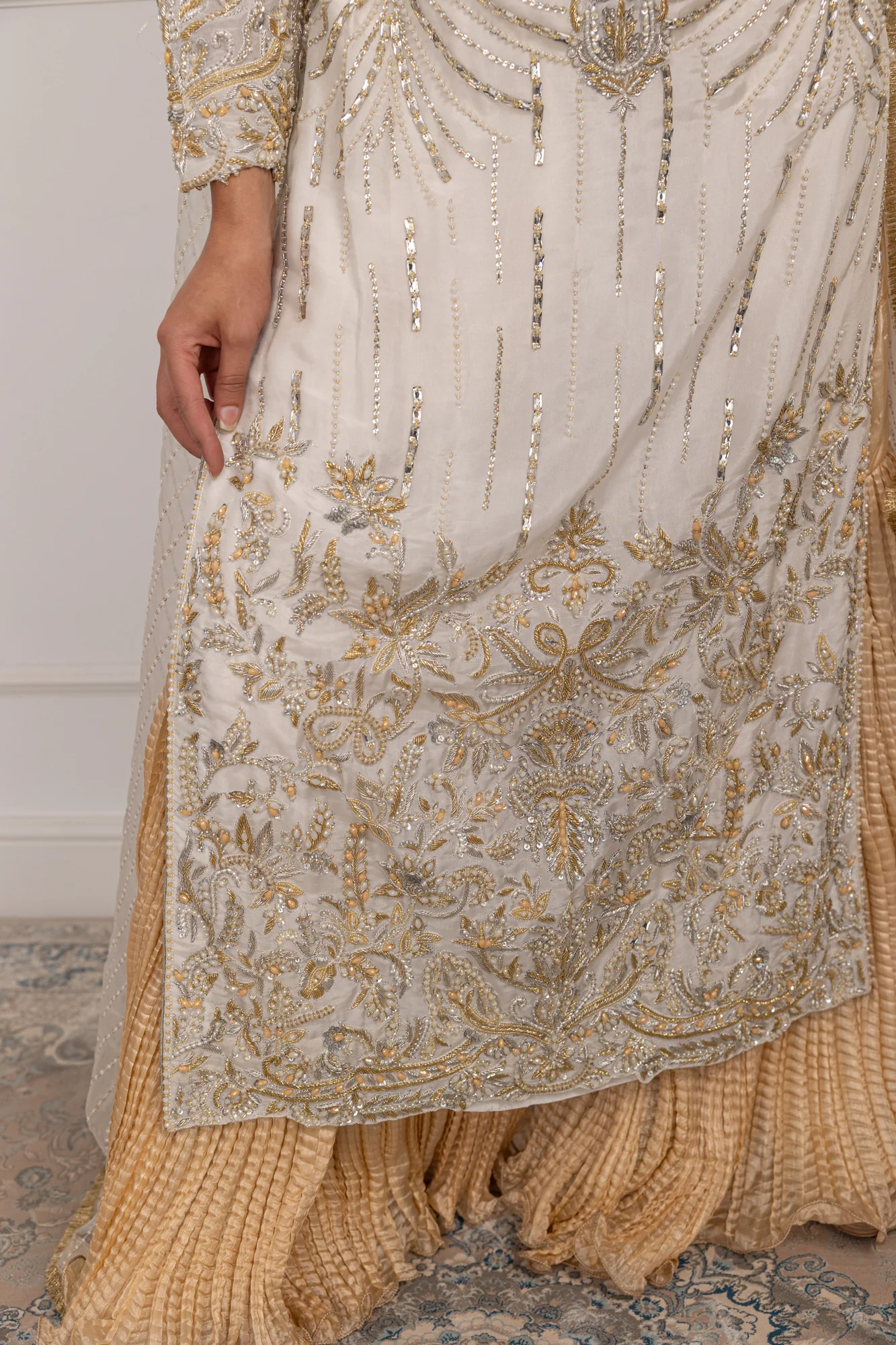 SRB1210 - Huma - White Sehrish.B Designer - Image 4