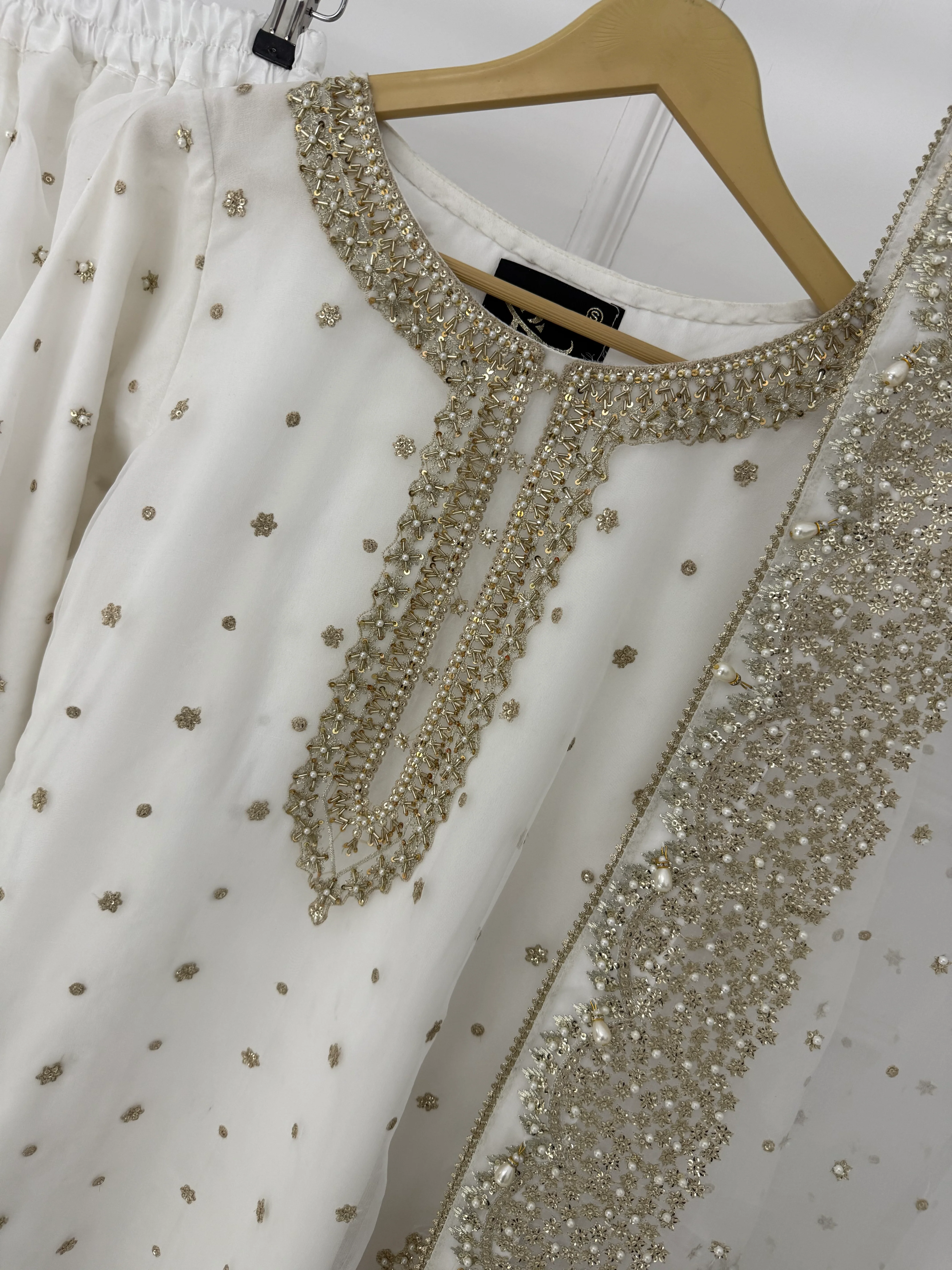 SRB3231 - White - Sehrish B Design 2025 - Image 3