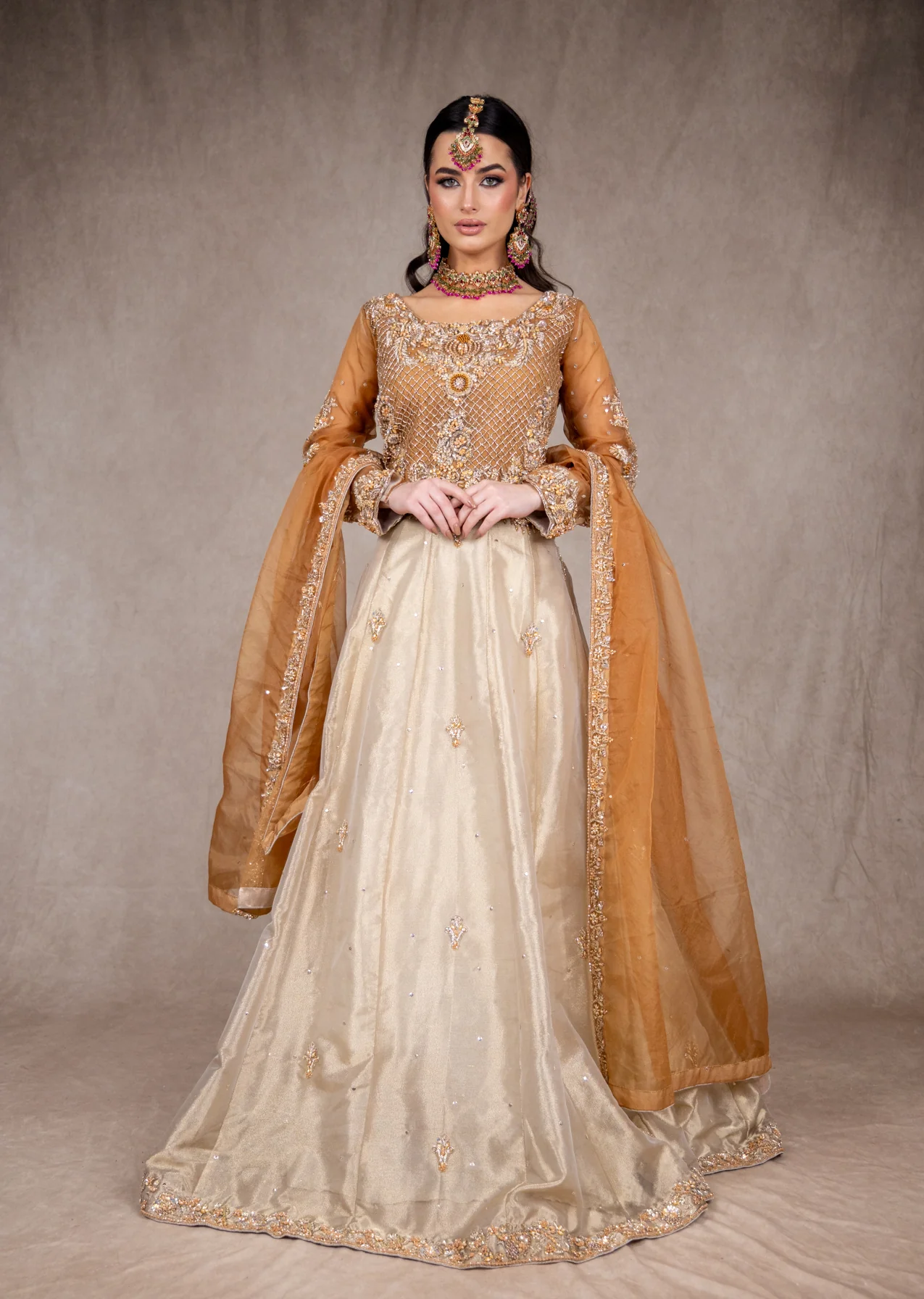 SRB2611 - Raya - Sehrish B Formals