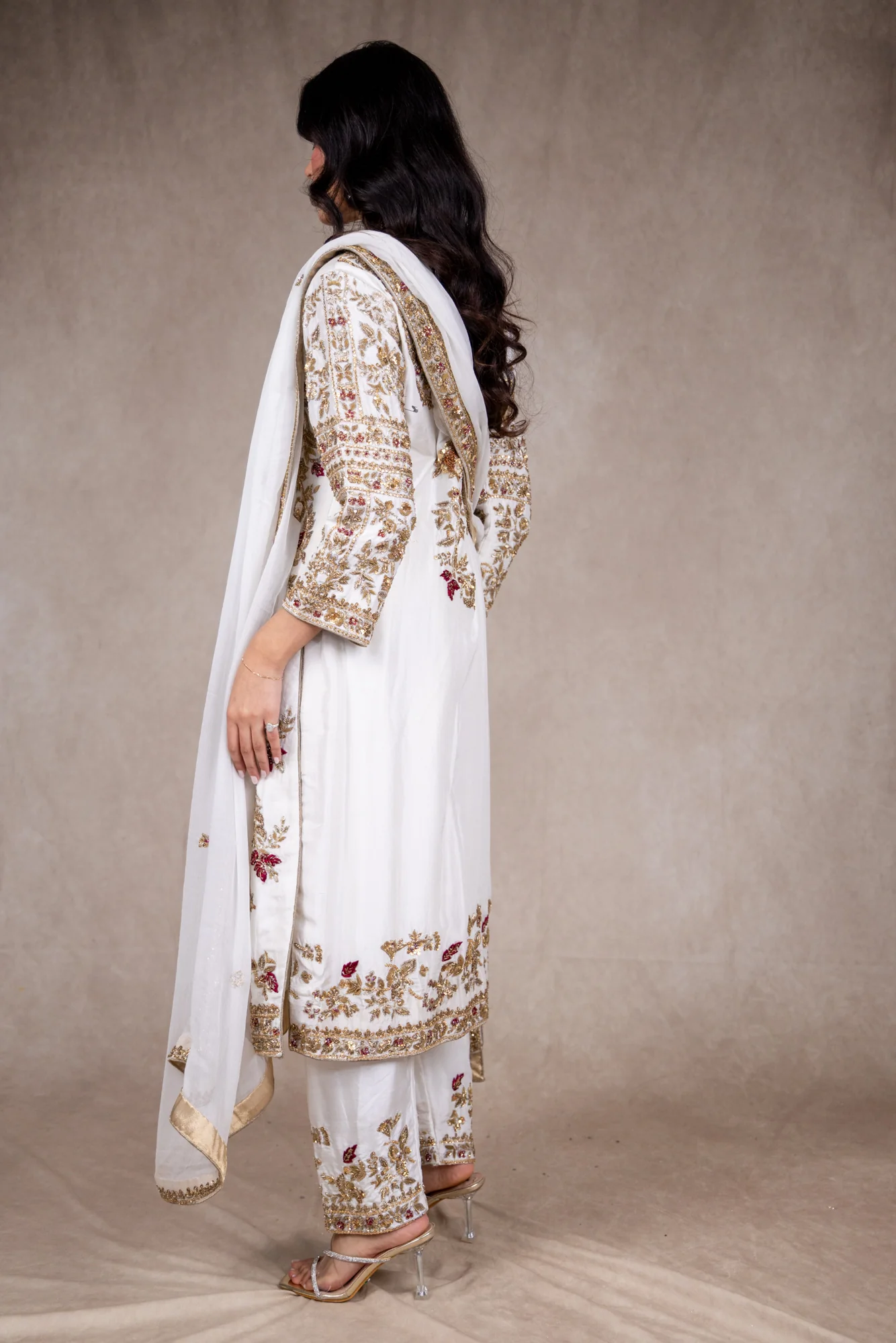 SRB2629 - Soraya -  Sehrish B Formals - Image 4