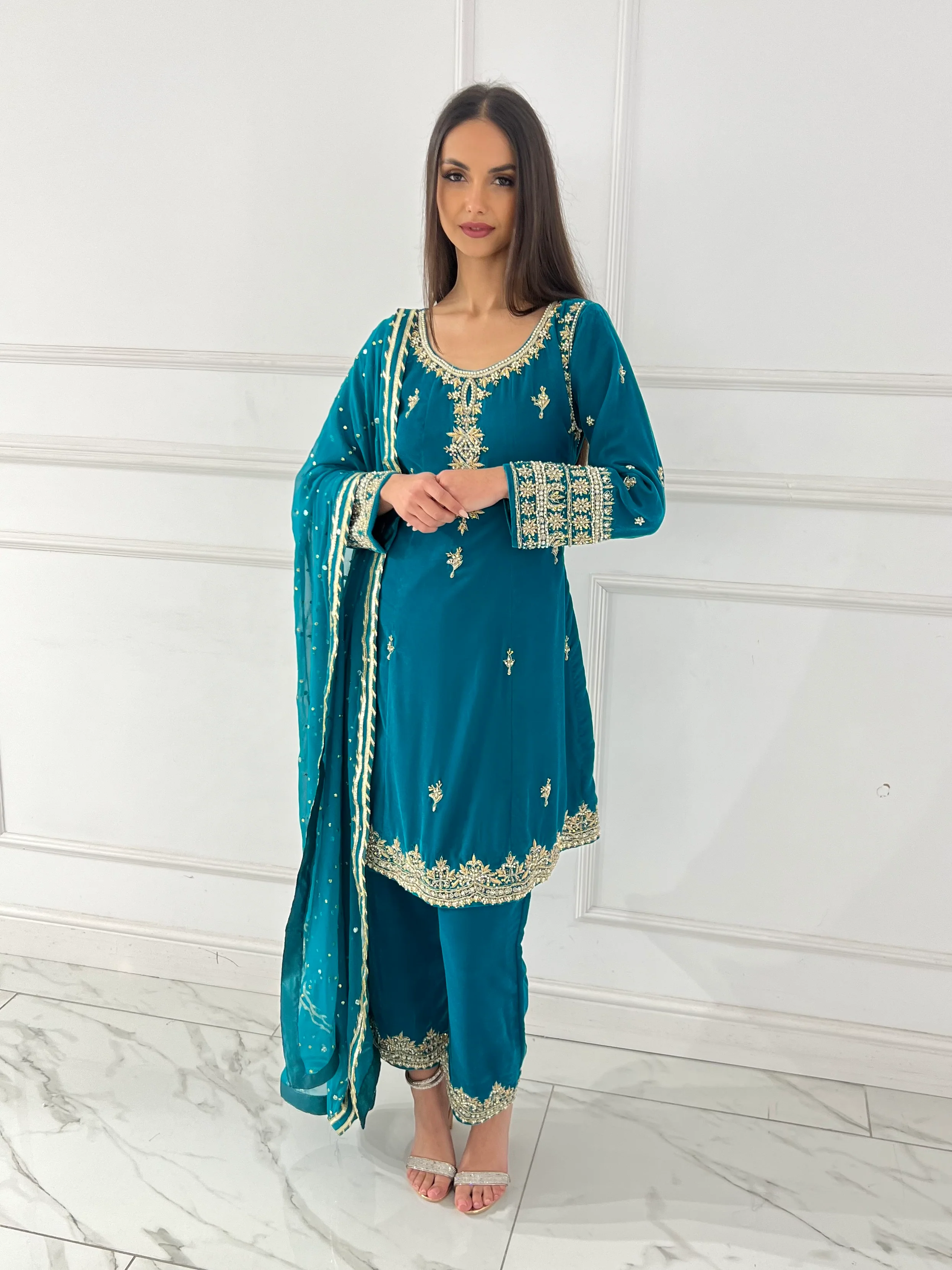 SRB2703- SUMBAL - Sehrish B Formals 2026 - Image 2
