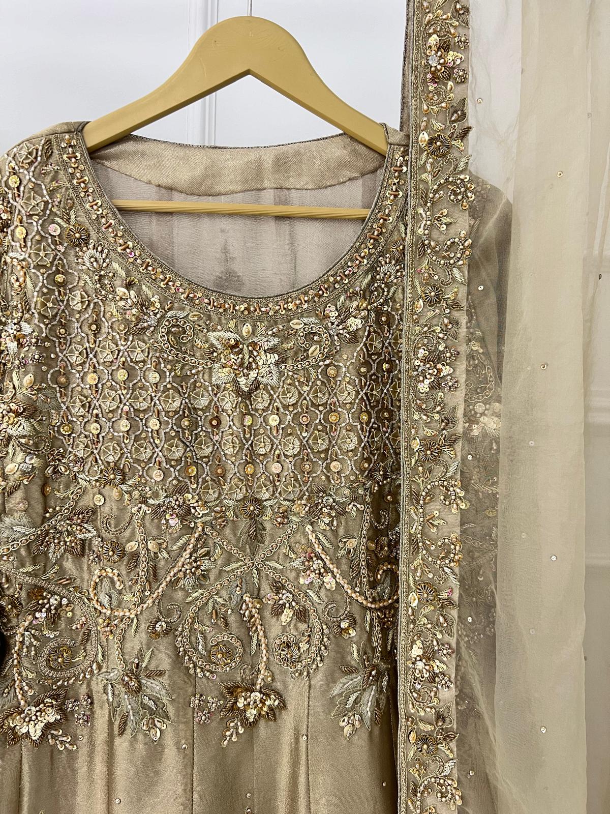 SRB2801 - Runa - Sehrish B Formals - Image 5