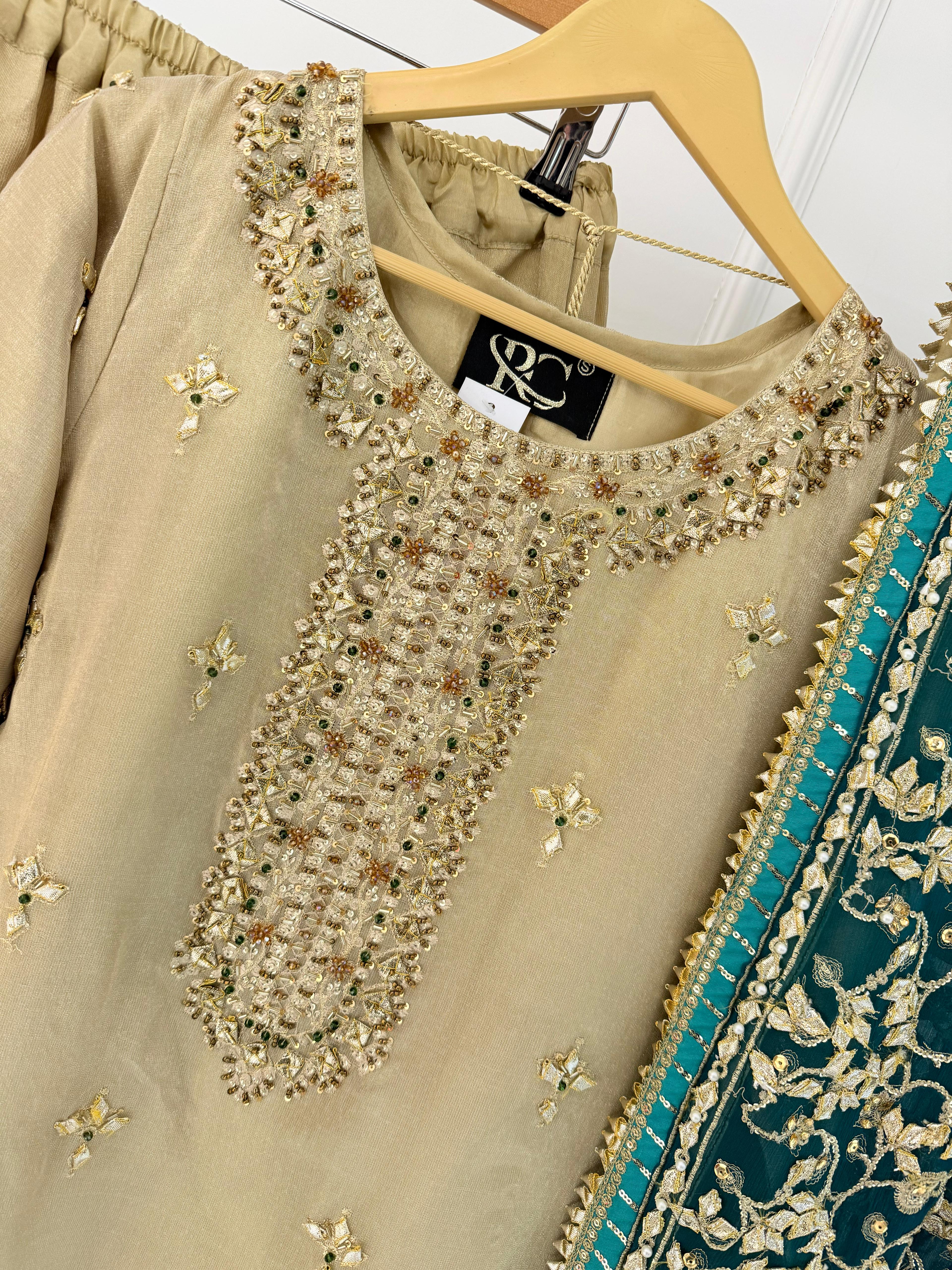 SRB3235 - Gold/Green - Sehrish B Design 2025 - Image 3