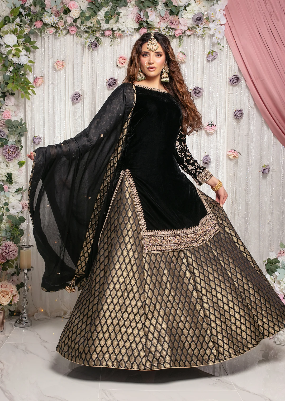 SRB805 Iyza by Sehrish B