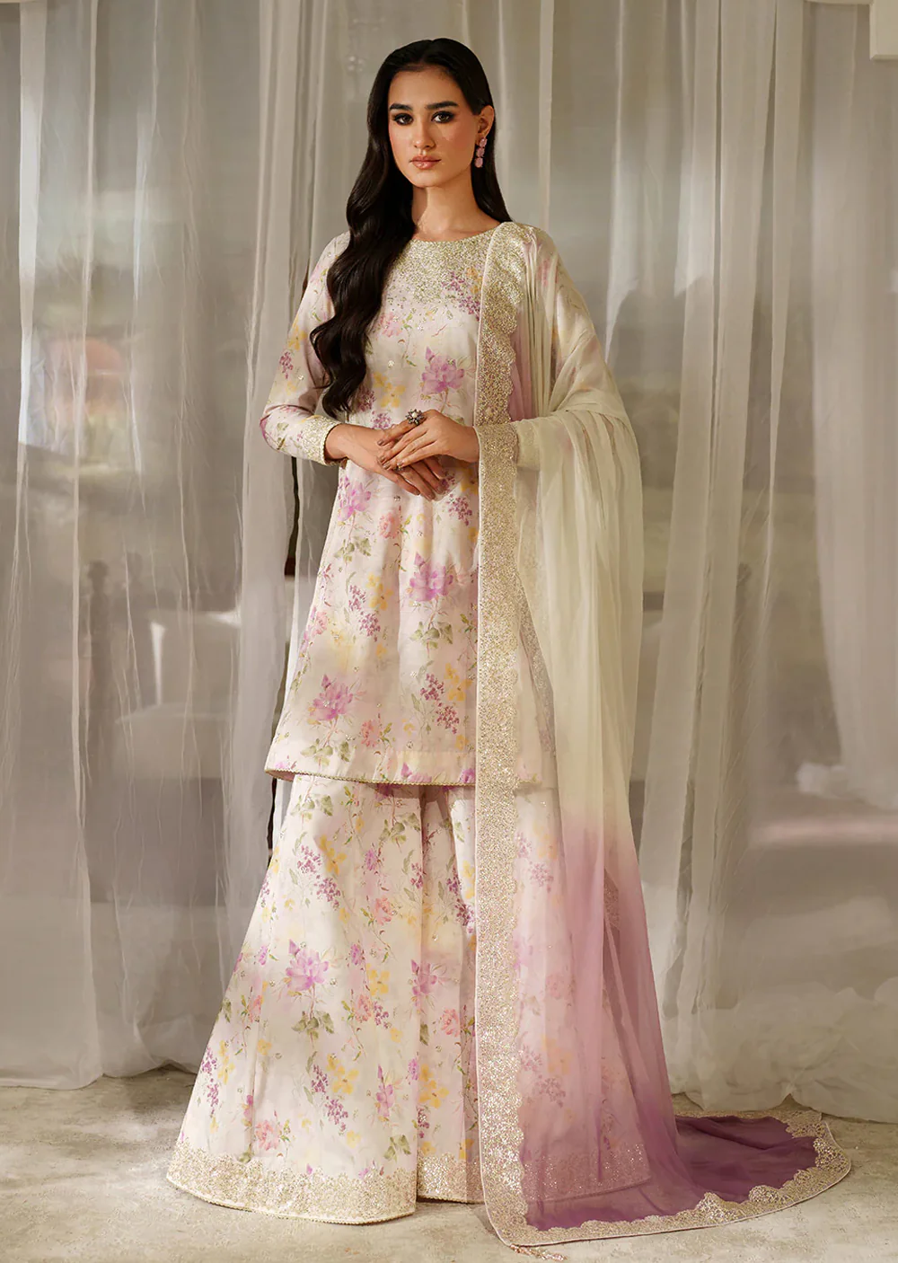 UE-544 Iznik Printed Formals