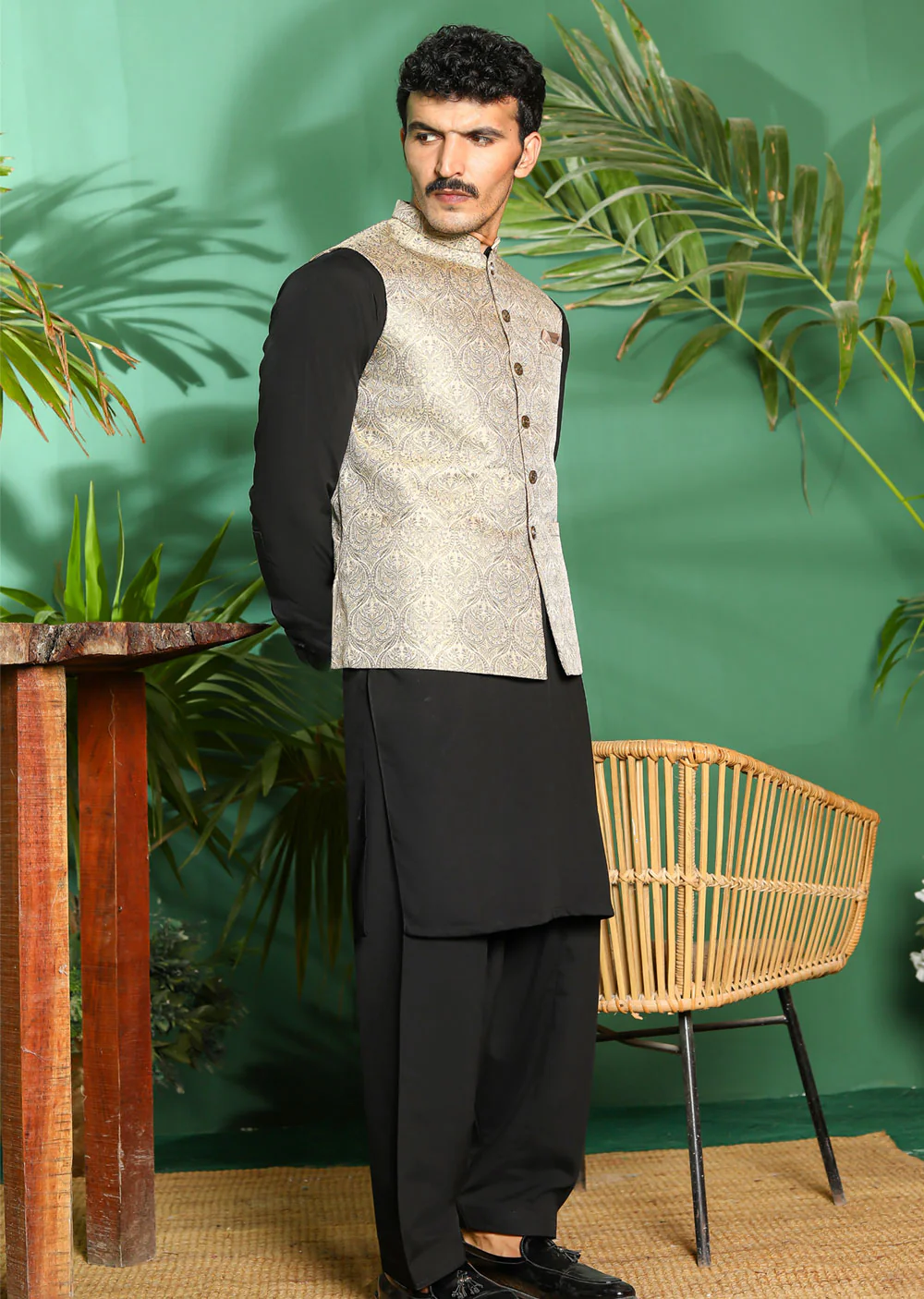 HM-18 Mens Premium Gold Waist Coat - Image 3
