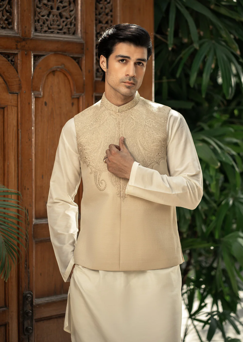 W-2985 - Readymade Maysori Fabric Full Embroidery Waistcoat - Image 5