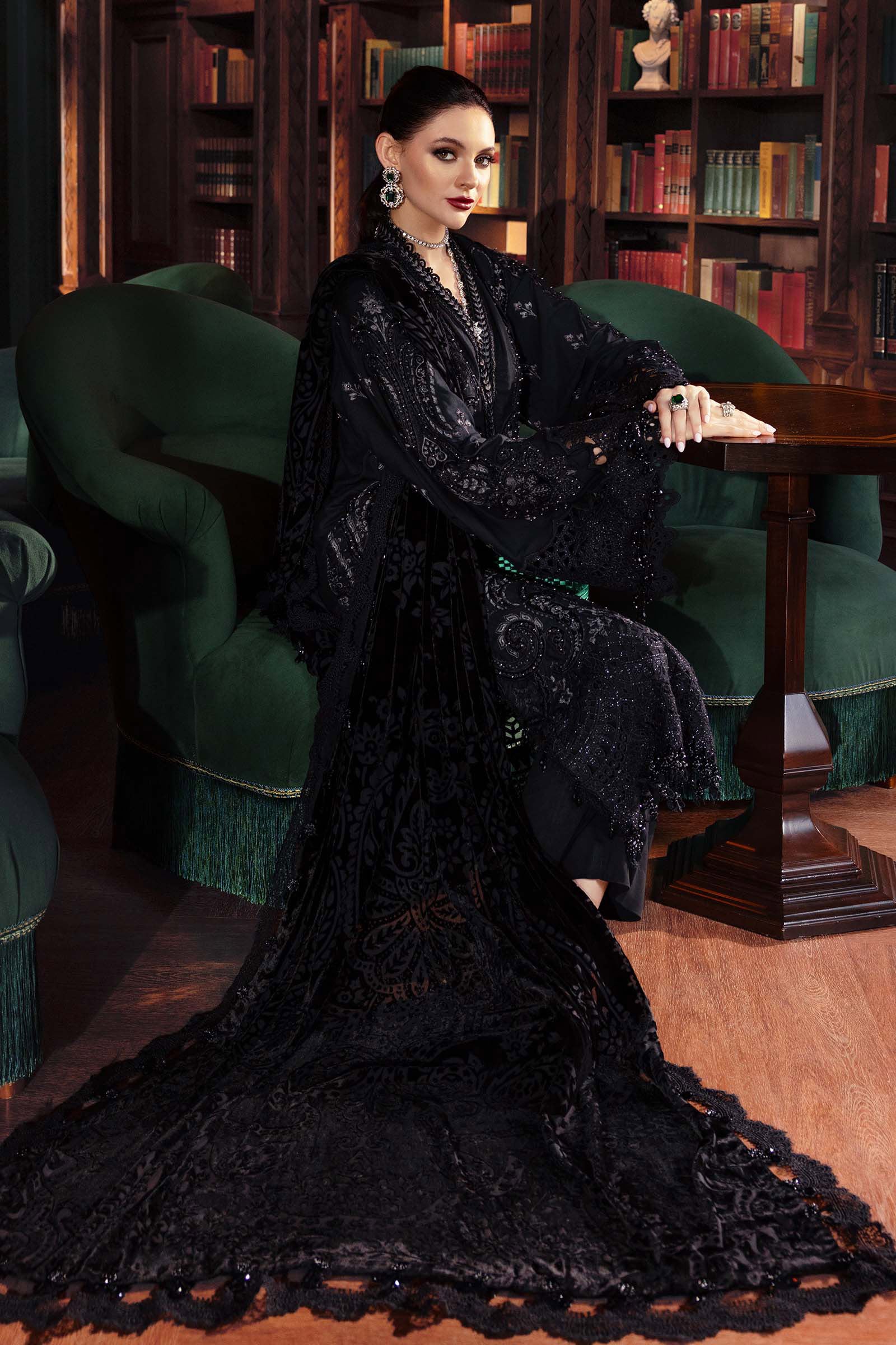 WL-1307- Maria b Embroidered Linen Suit 2025 - Image 4