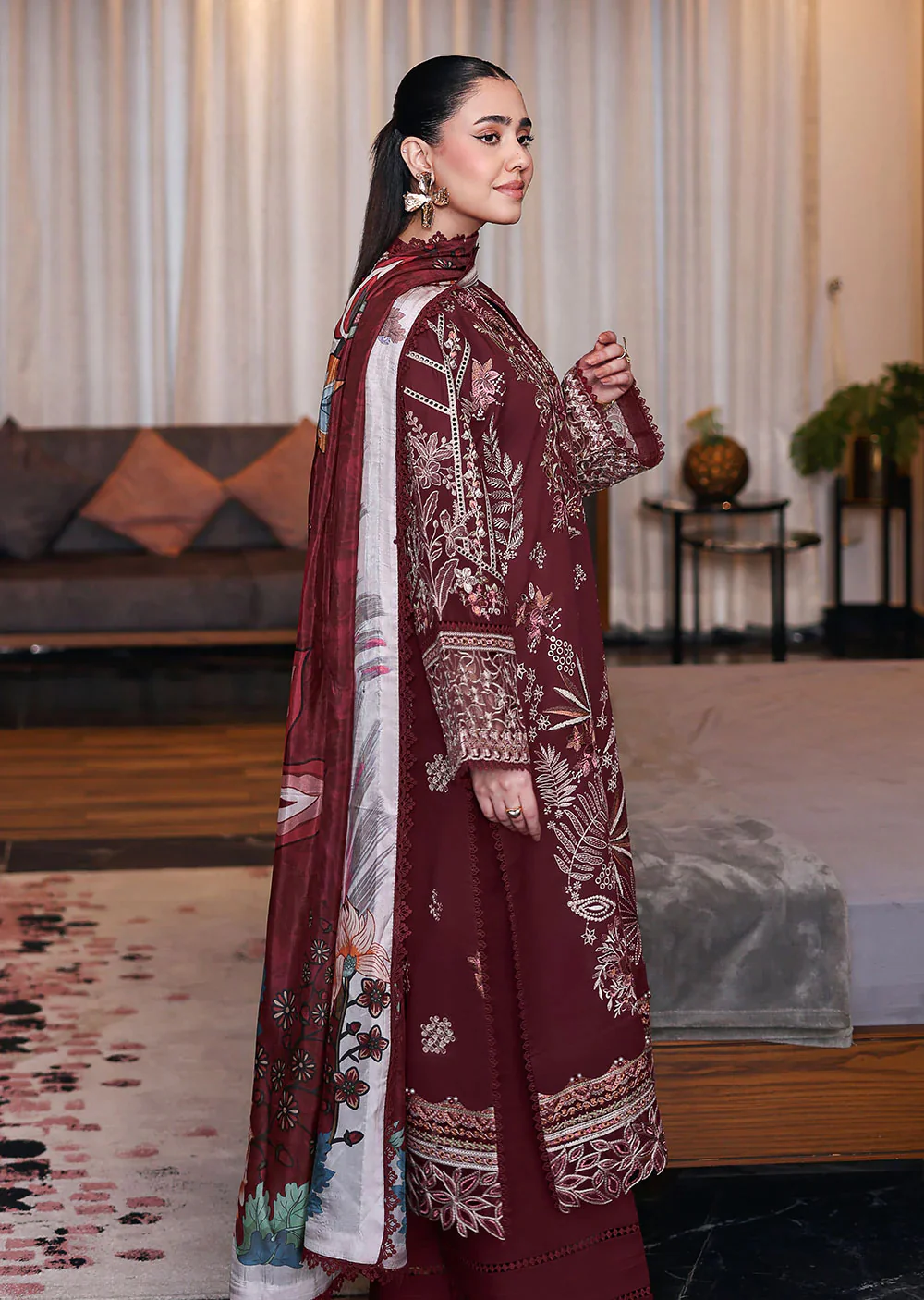 Z-1406- ANDAAZ RAMSHA LUXURY LAWN - Image 4