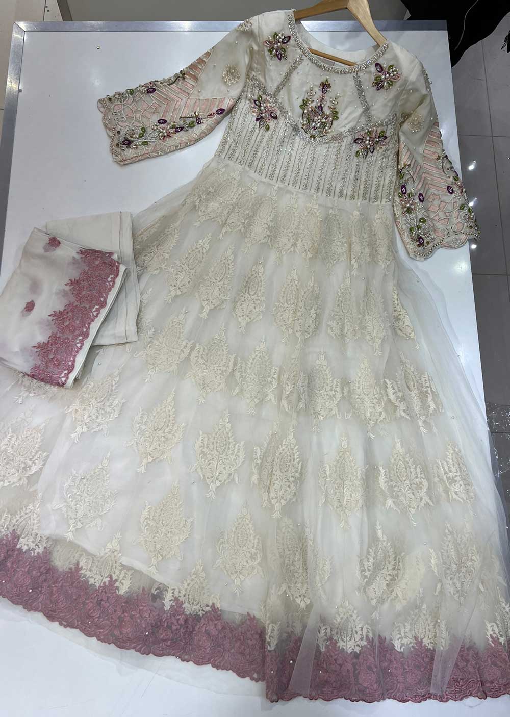 ZN1758 White Readymade Net Suit - Image 2