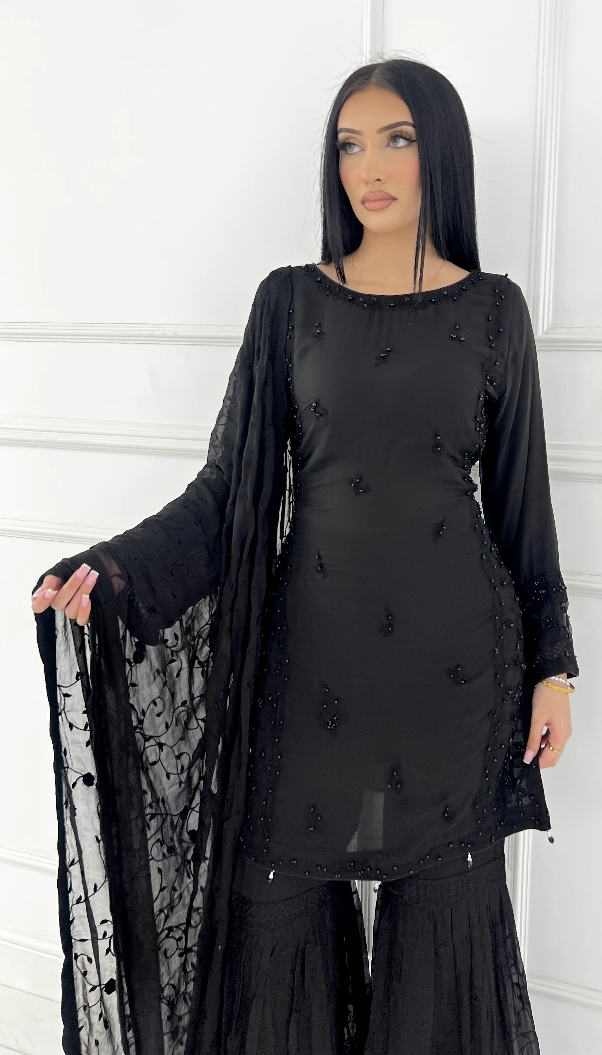 ZN1961 Black Readymade Chiffon Suit - Image 3